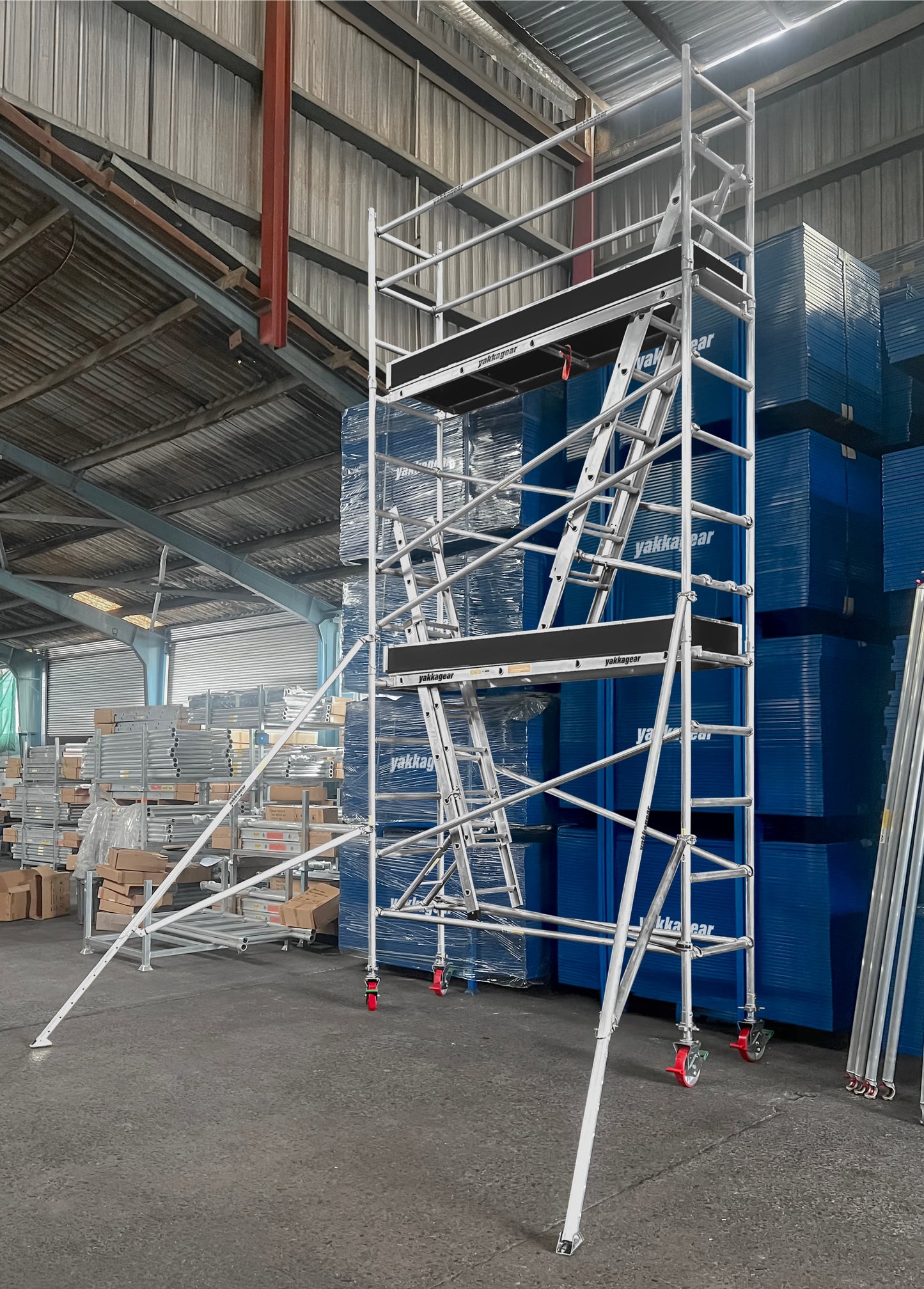 6.6m Reach Slim Aluminium Mobile Scaffolding (2.5m L x 0.74m W)