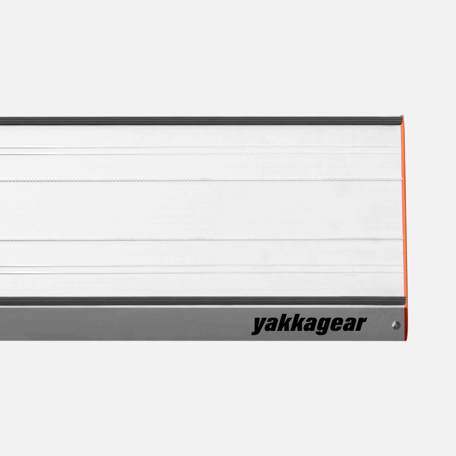 Close-up of Yakka Gear aluminium plank made from 6063-T6 alloy, featuring a lightweight, anti-slip surface with removable end caps. Rated for 250kg load capacity. Dimensions: 228mm wide, 45mm high, 2mm thick. Available in lengths of 2.0m, 3.0m, 4.0m, 5.0m, and 6.0m.